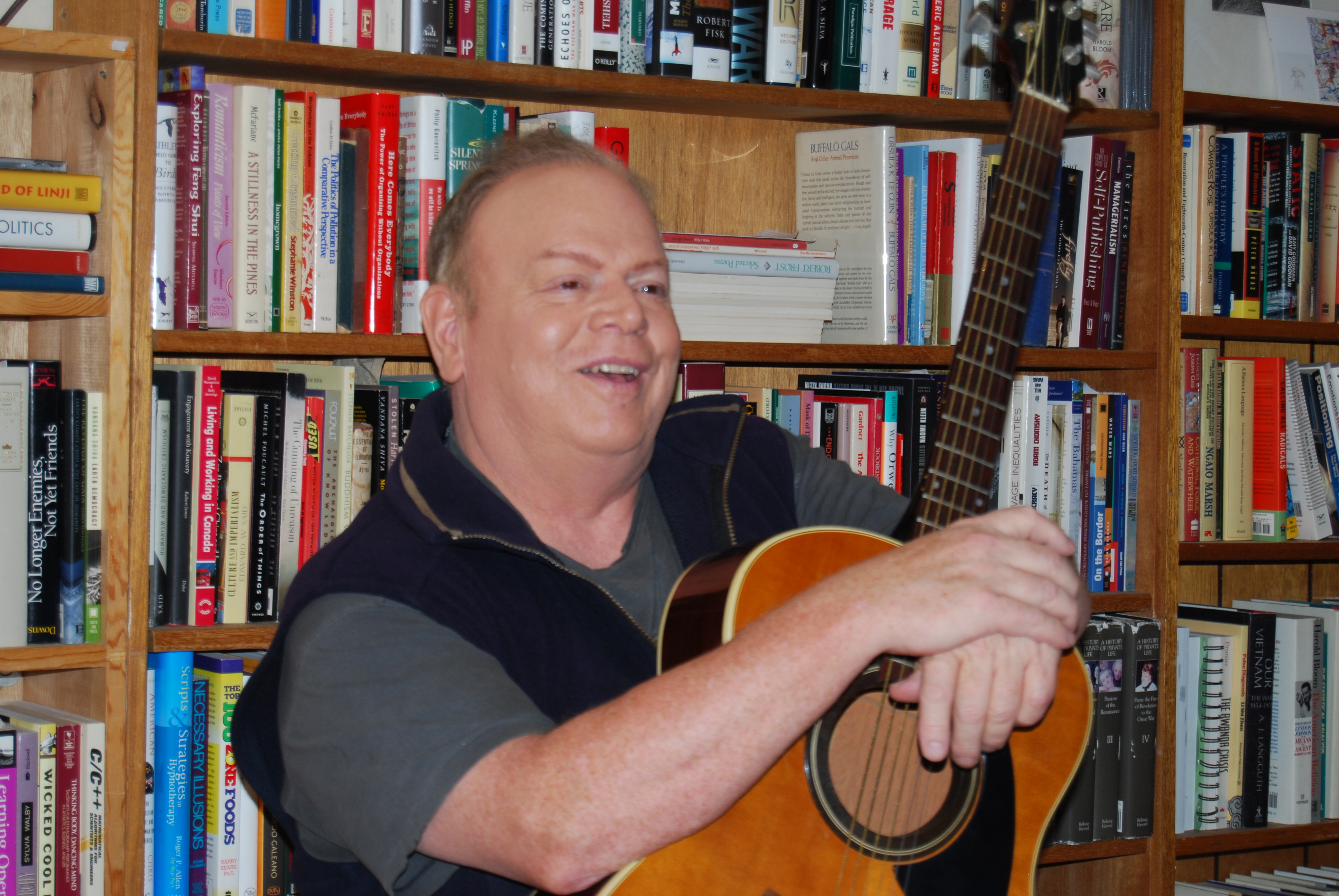 Bob with guitar